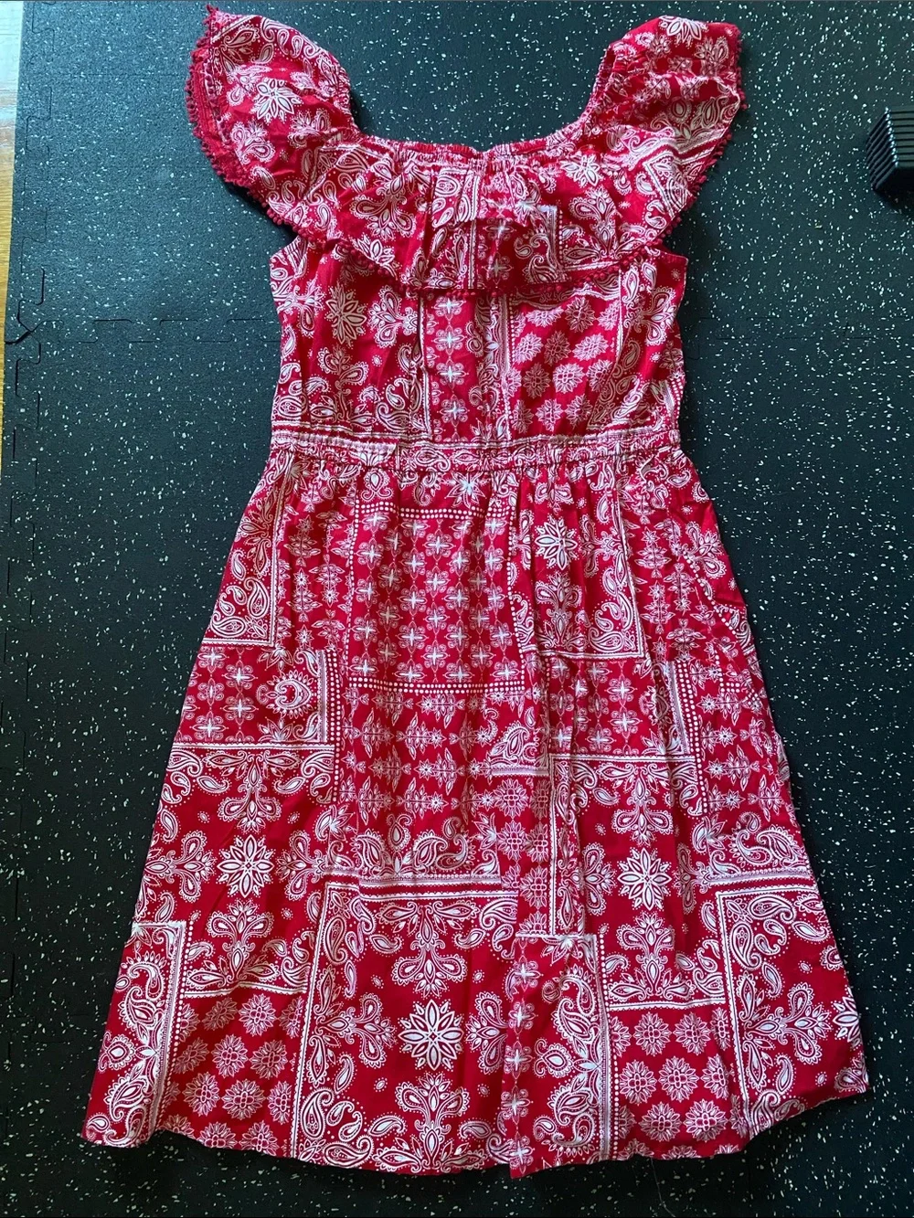 Faded Glory Red Bandana Print Ruffle Neck Dress